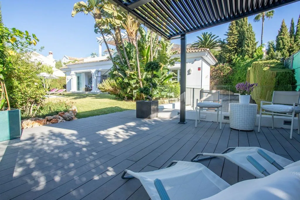 Terrass - Detached House with Pool in Sierra Blanca, Marbella