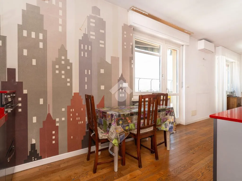 Söögituba - Panoramic Penthouse with Terrace in Turin