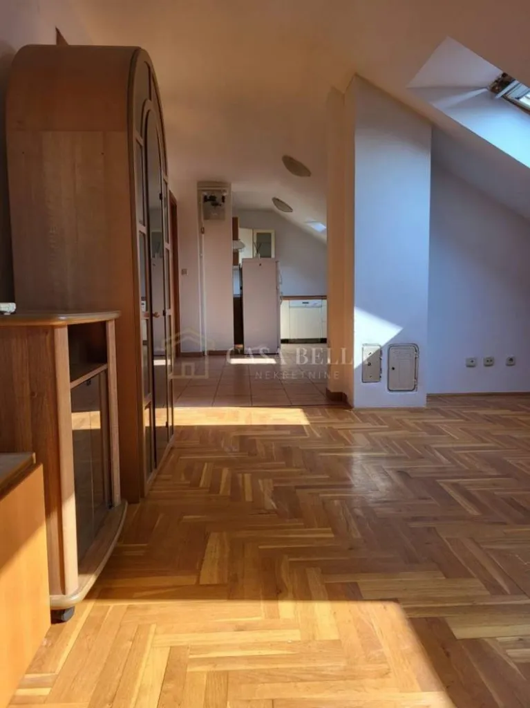 Pièces - Apartment with Balcony in Trešnjevka, Zagreb