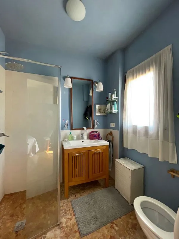 Bathrooms - Chalet with Pool and Terrace in Montequinto