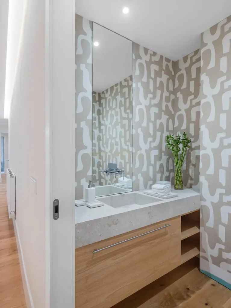 Vannitoad - Luxury Apartment with Terrace in Madrid