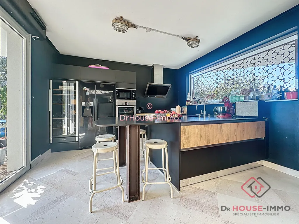 Cuisine - Maison d'Architecte avec Piscine à Trelissac