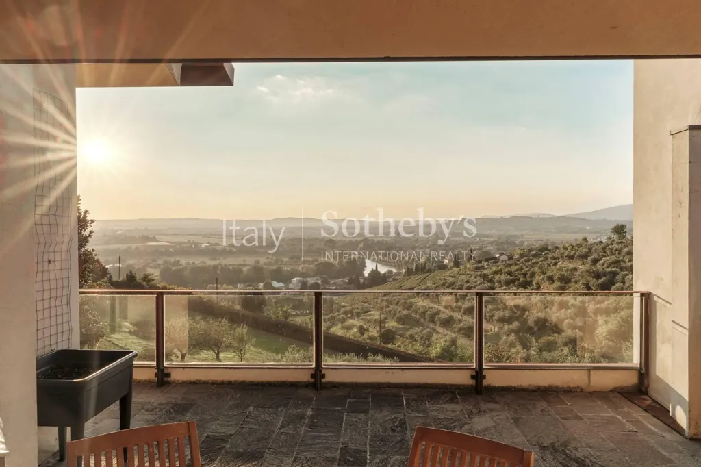 Terrasse - Luxury Villa with Park in Verona