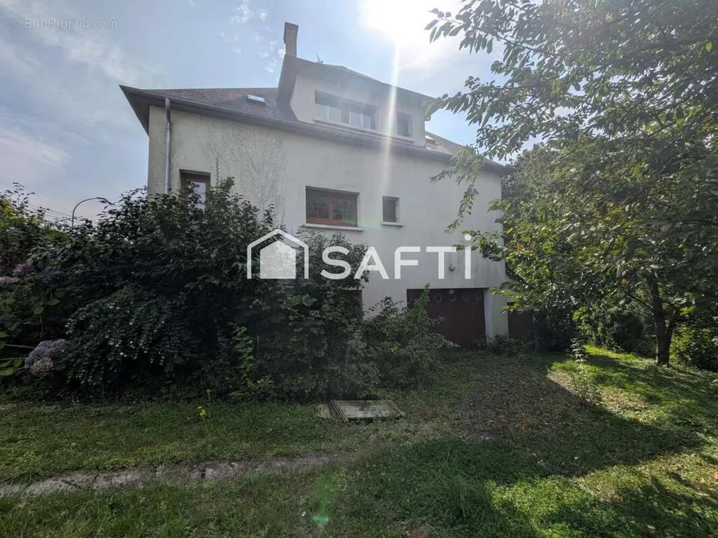 Extérieur - Maison avec Jardin et Balcon à Vire