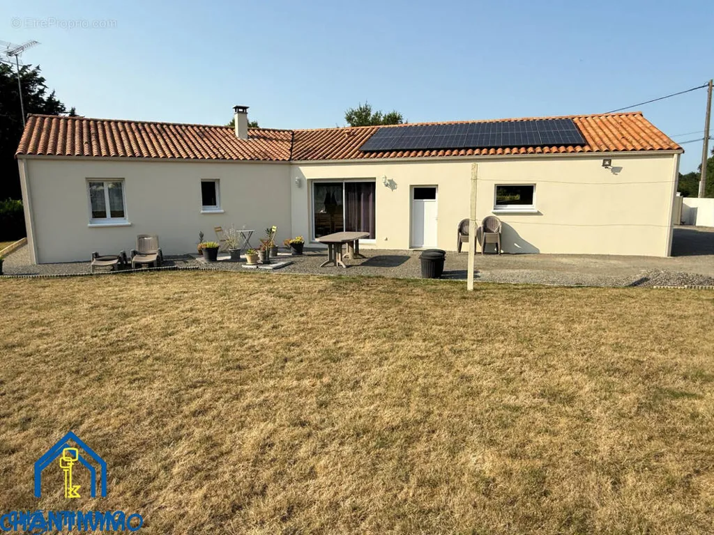 5-toaline maja asukohas La Caillere-Saint-Hilaire