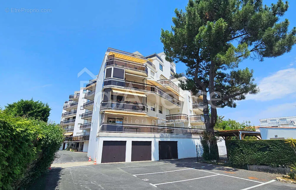 Välivaade - Penthouse with Panoramic Terrace in Royan