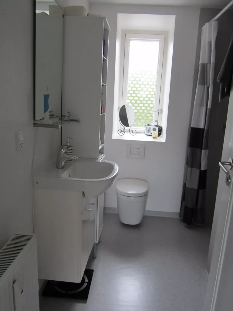 Vannitoad - Charming 3-Room Flat in Aabenraa