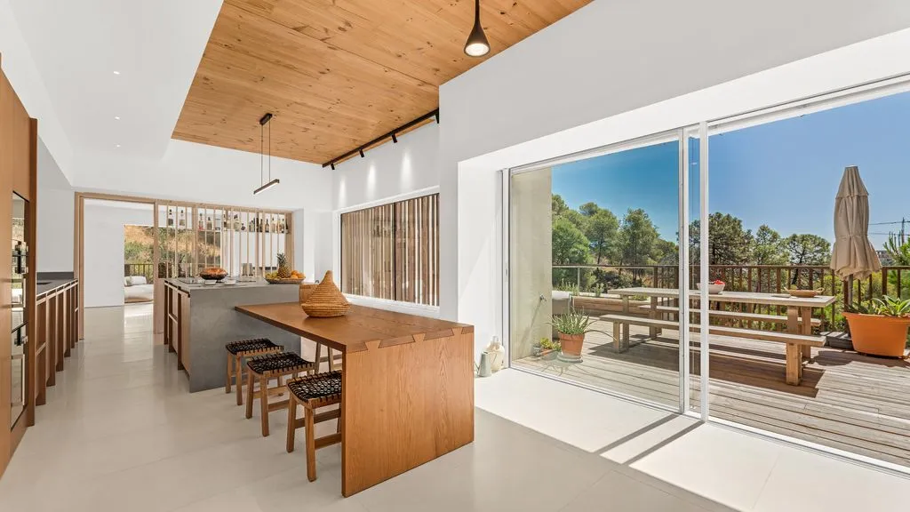 Cuisine - Modern Villa with Mountain Views in El Madroñal