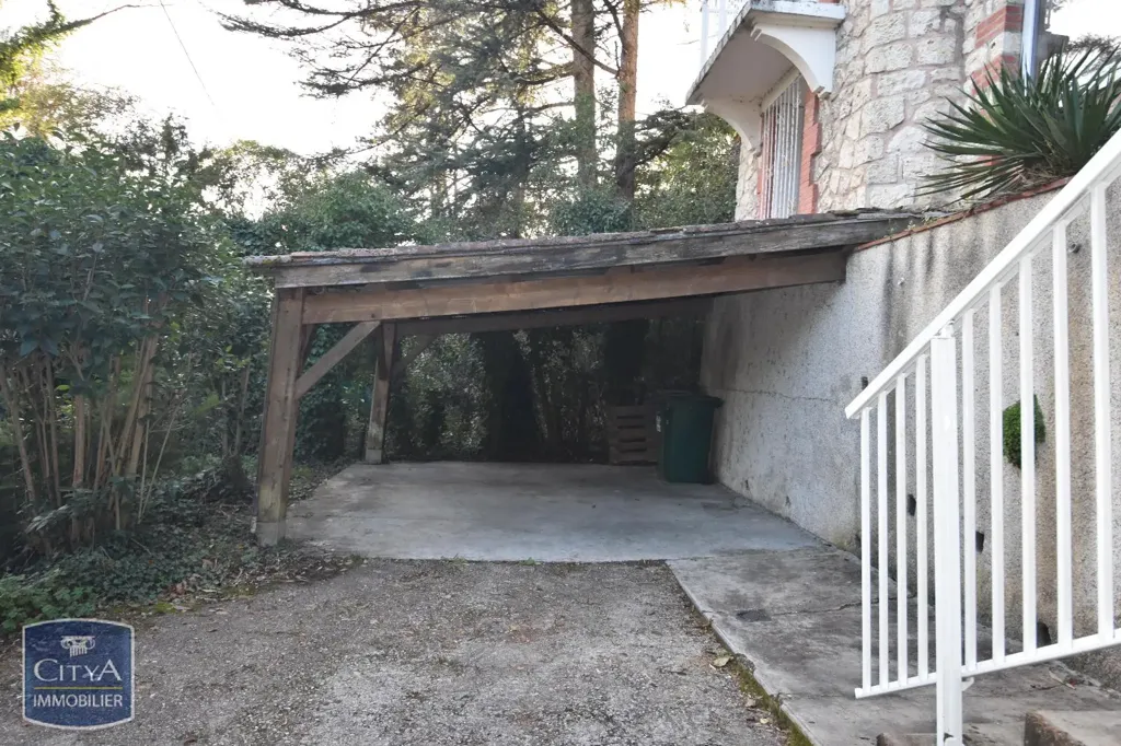 Välivaade - Charming Stone House with Patio in Agen