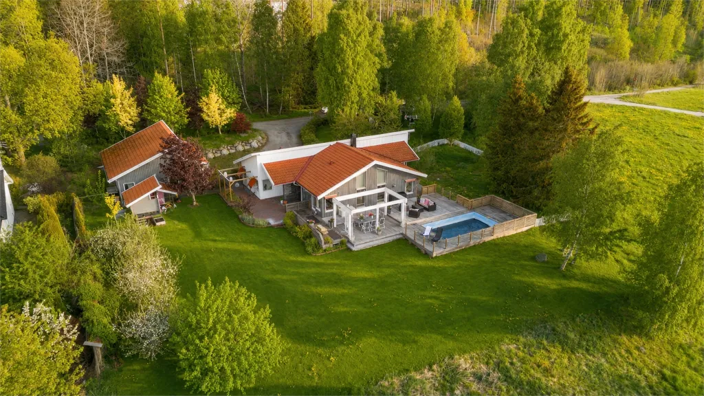 Vue aérienne - 1-Storey Villa with Lake View in Nykvarn