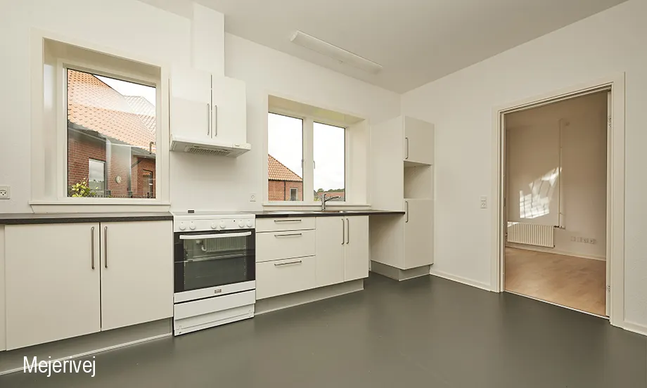 Kitchen - 3-Bedroom Flat with Garden in Ølgod