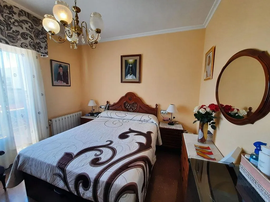 Chambres - Apartment with Garage and Air Conditioning in Almansa