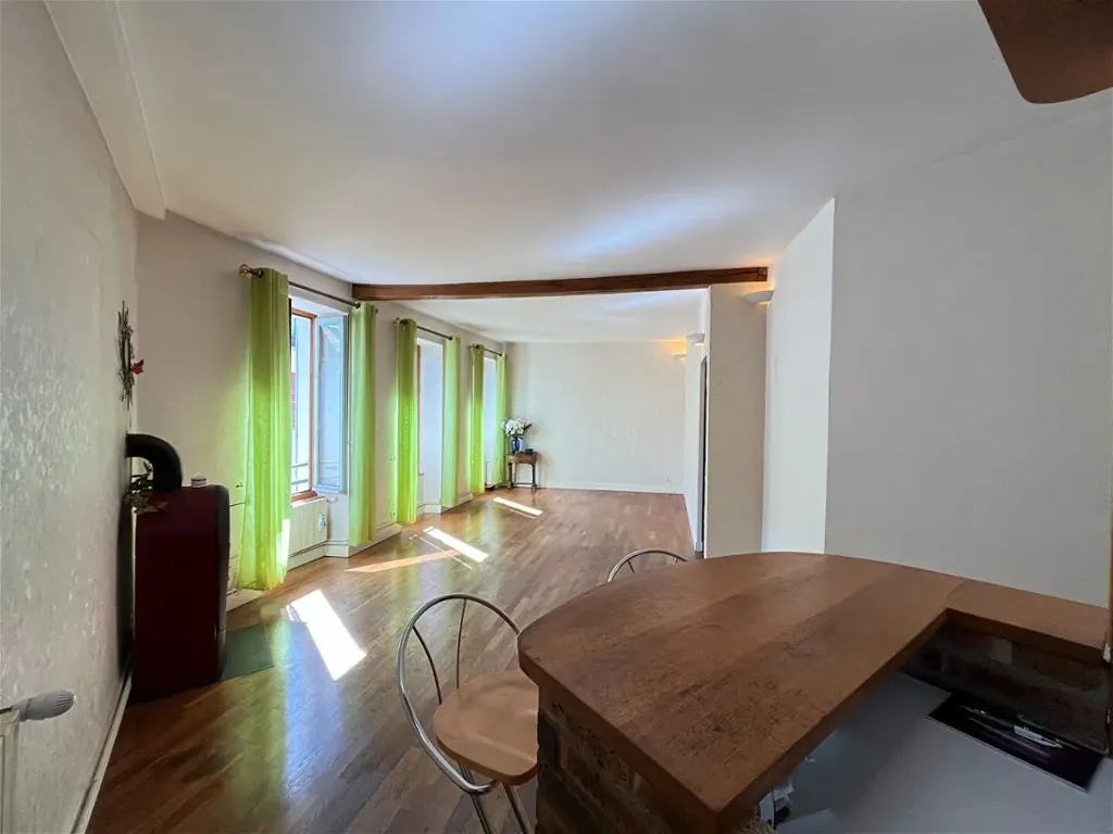 13-room apartment in Decize