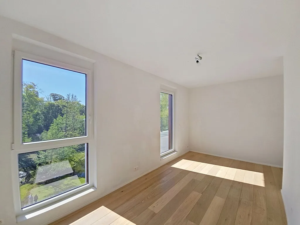 Stanze - Contemporary Flat with Terraces in Green Setting