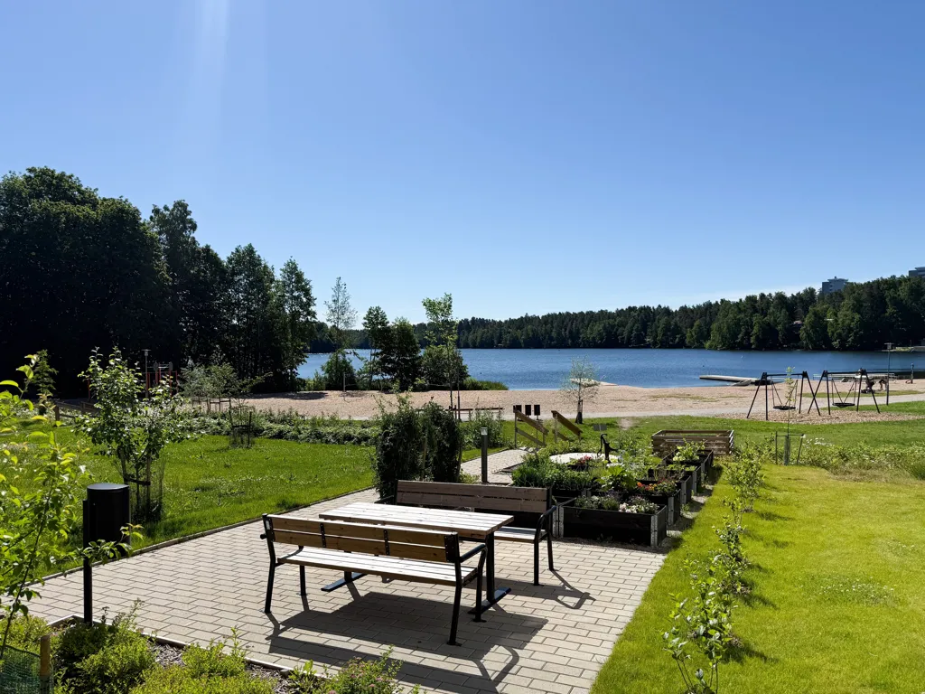 Giardino - Modern Flat with Lake View in Lahti