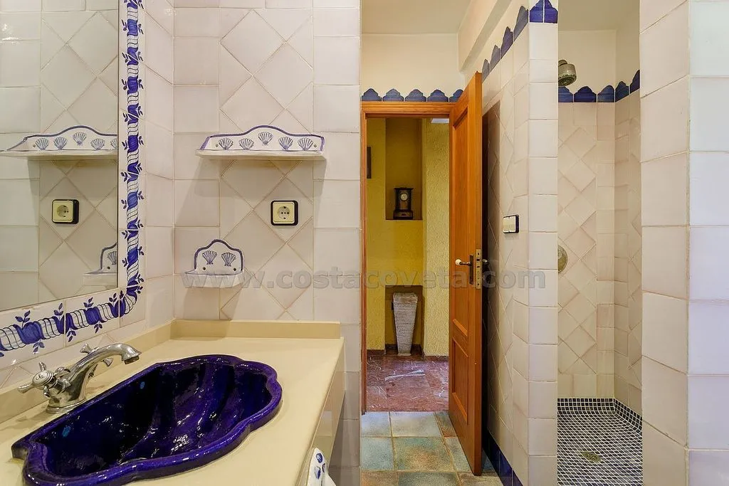 Vannitoad - Chalet with Pool and Terrace in Calle D'osca