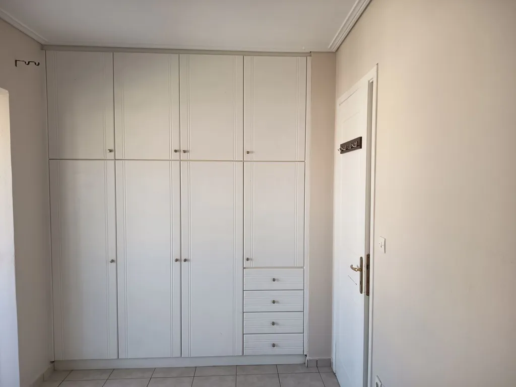 Rooms - Apartment with Balcony View in Athens