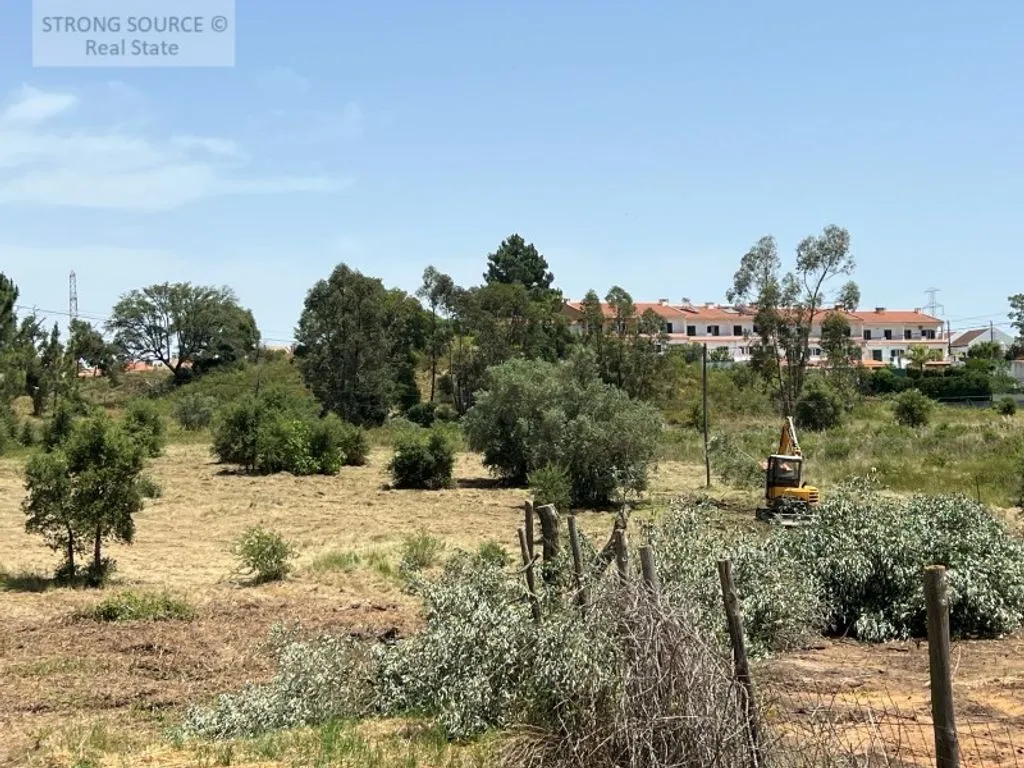 Aed - Development Plot with Approved PIP in Setúbal