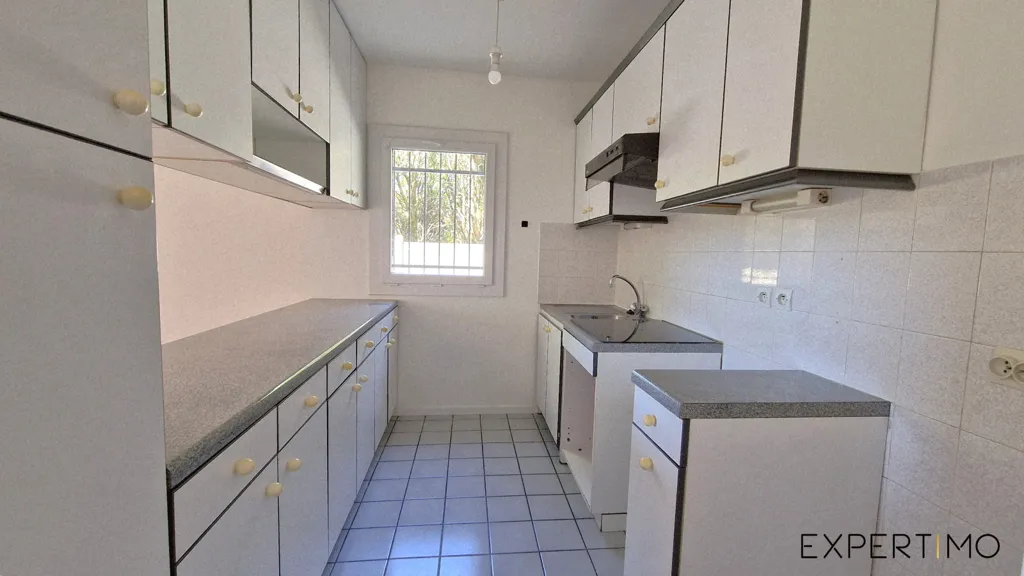 Cuisine - Appartement RDC avec Balcon Sud au Cœur de Marcoussis