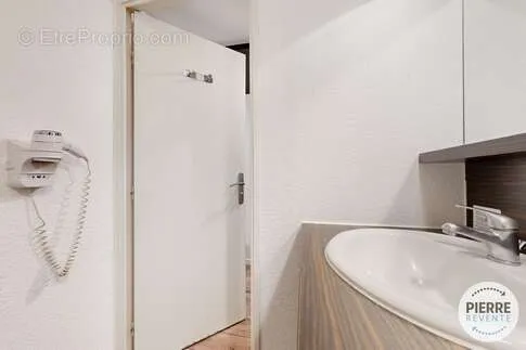 Vannitoad - Studio with Balcony in Gaillard