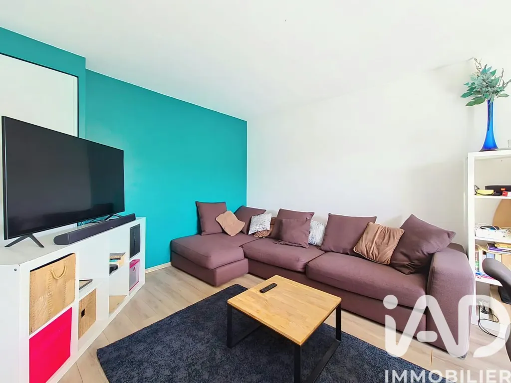 Elutuba - Modern 4-Piece Flat with Balconies in Choisy-le-Roi