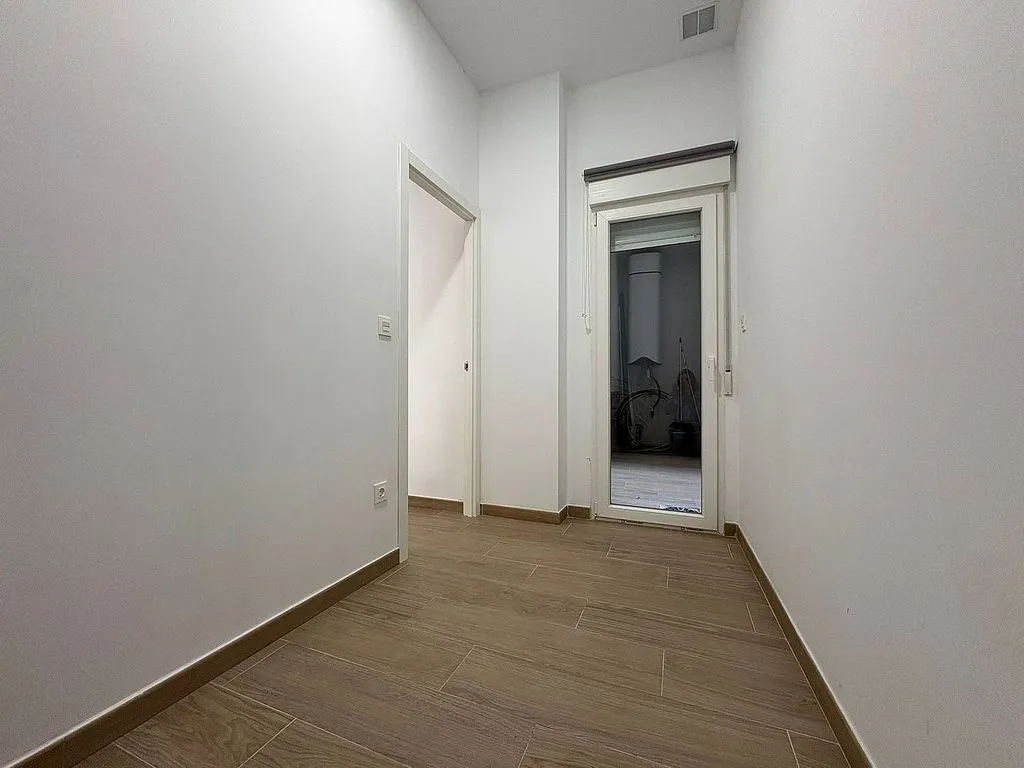 hallway_entrance