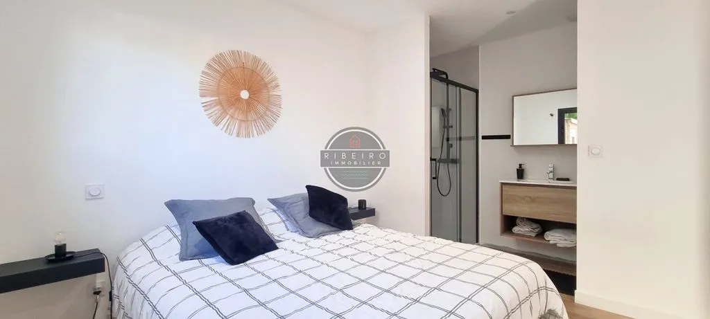 Chambres - Villa Luxueuse avec Piscine à Le Grau-d'Agde
