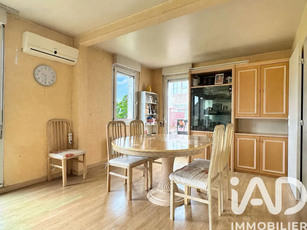 Appartement 4 pièces à La Courneuve
