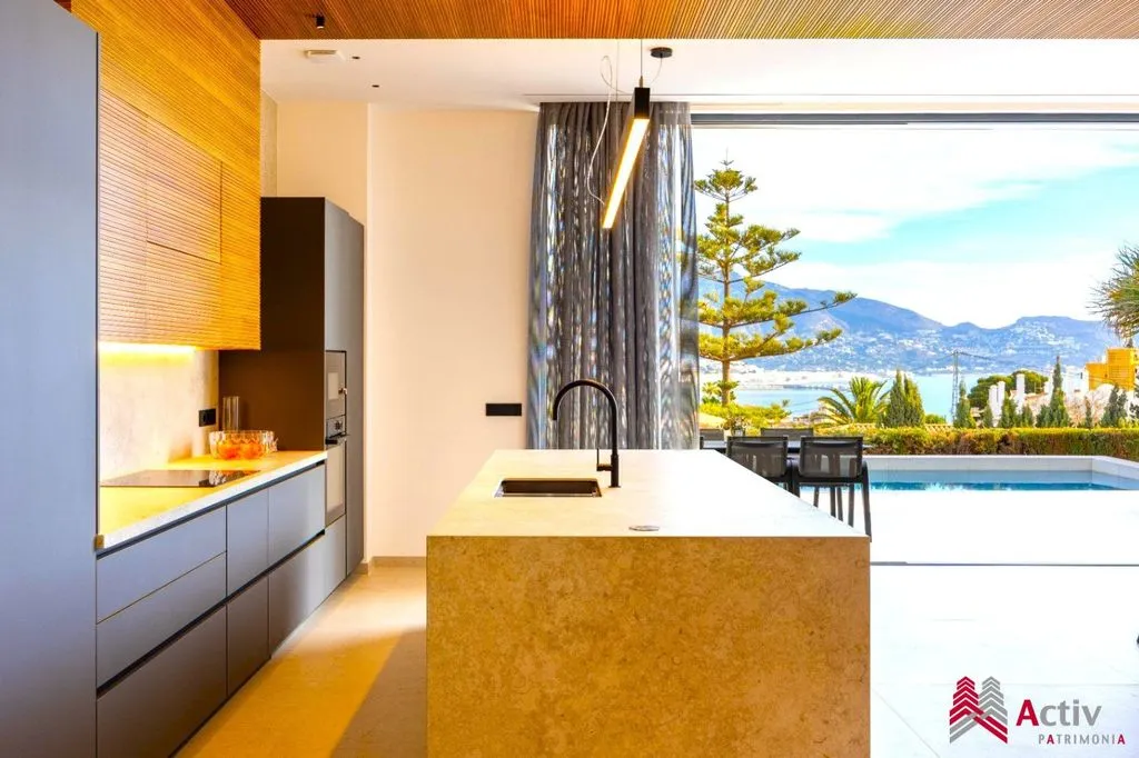 Cuisine - Luxury Villa with Sea View in Altea