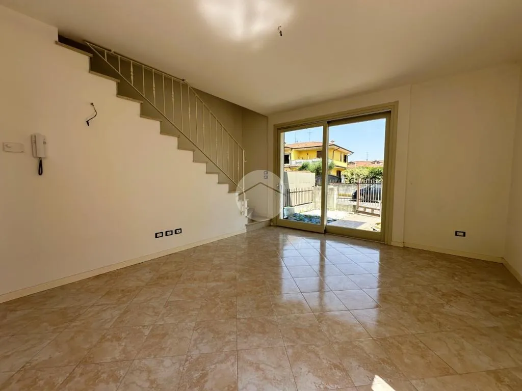 Living Room - Semi-Detached Villa with Garden in Rovato