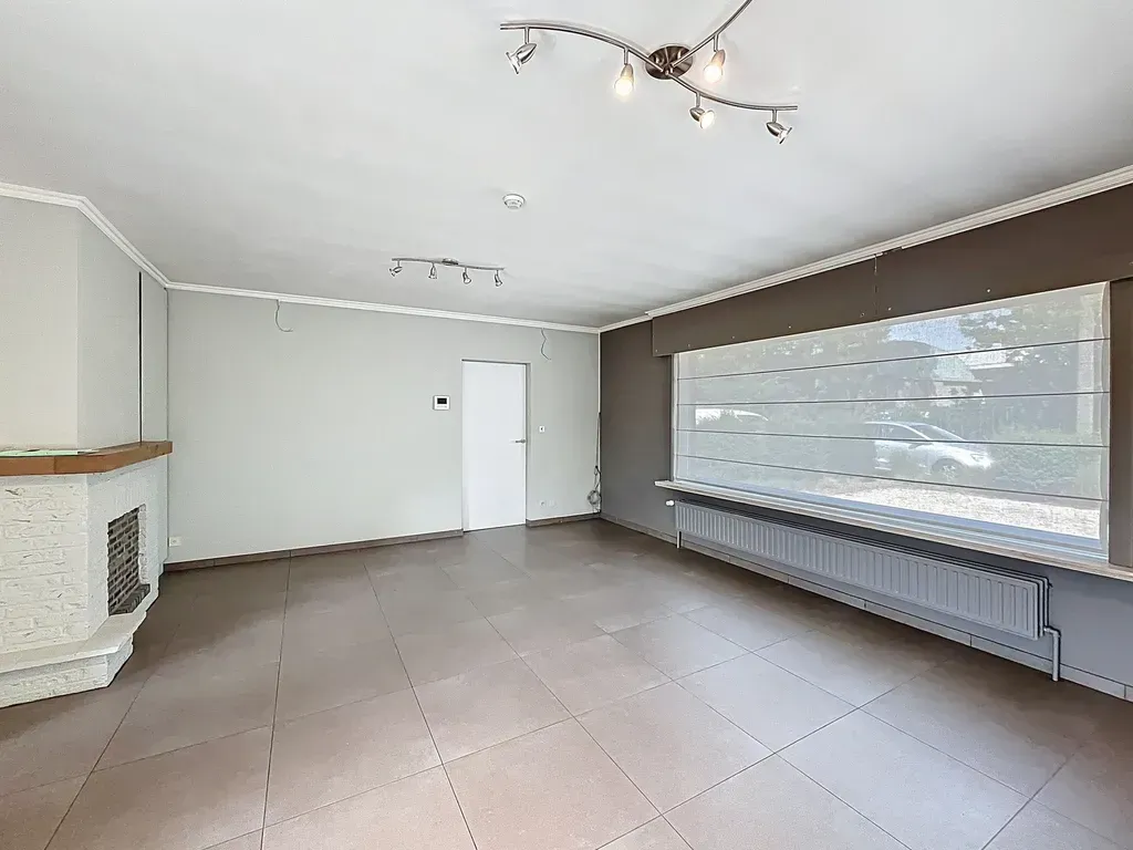 Séjour - Maison avec Garage Spacieux près du Centre de Maldegem