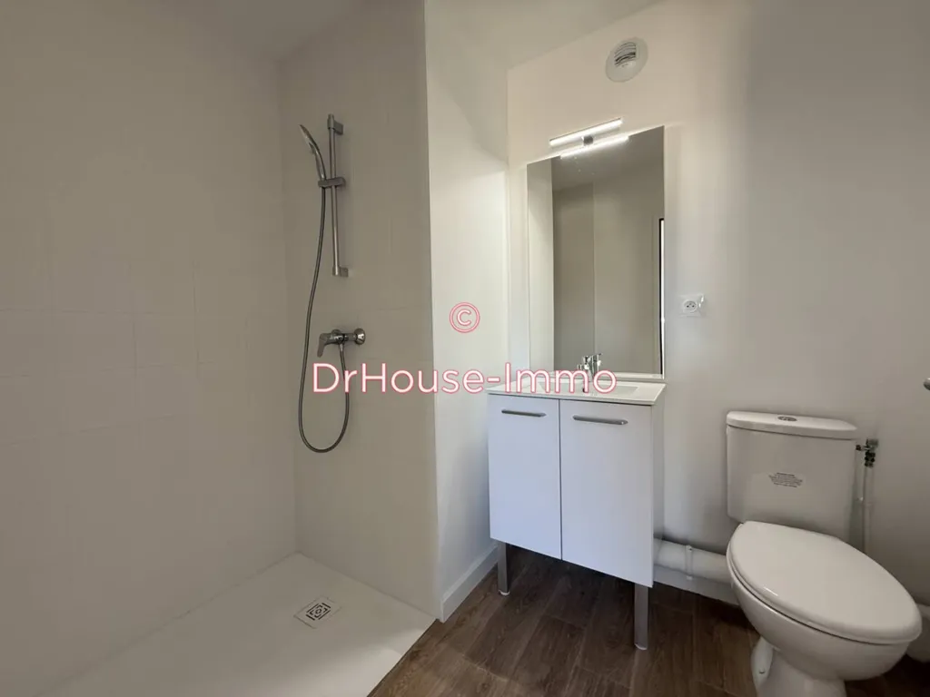 Salles de bain - Studio avec Terrasse dans Résidence Neuve à Rouen