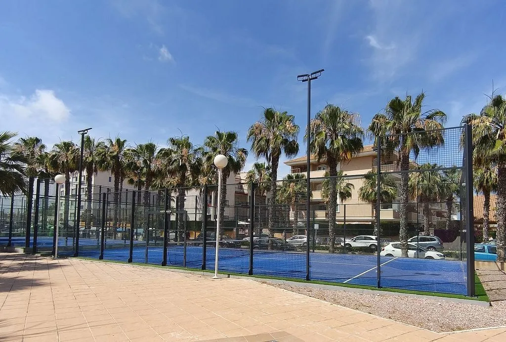 Seafront Apartment with Pool in Cabo Roig