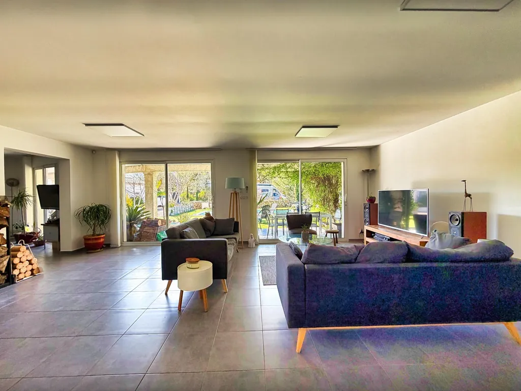 Séjour - Villa Contemporaine avec Piscine près de Cotignac