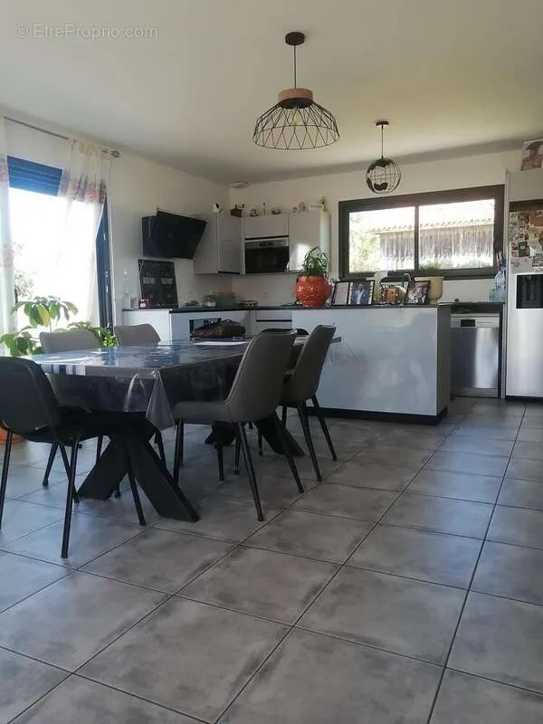 Esszimmer - Contemporary House with Garden in Luxey