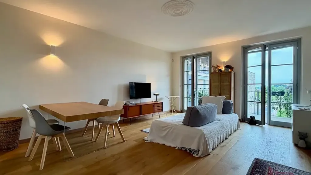 Elutuba - Contemporary Apartment with Golf Resort Access in Bogogno