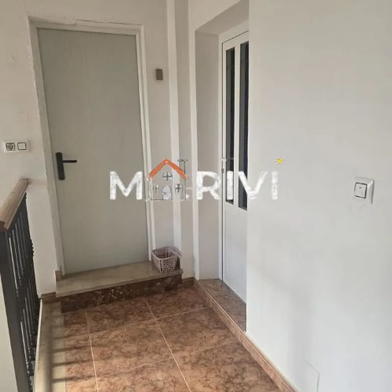 hallway_entrance