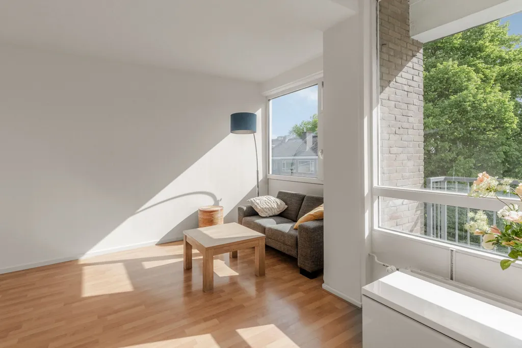 Balcon - Corner Apartment with Balcony in Amsterdam Buitenveldert