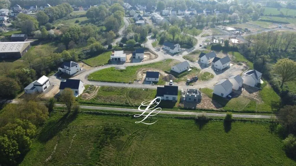Vista aerea - Buildable Plot near Golf XIII, Changé