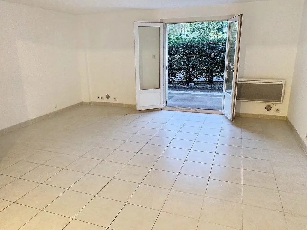 Pièces - Studio avec Terrasse à La Ciotat