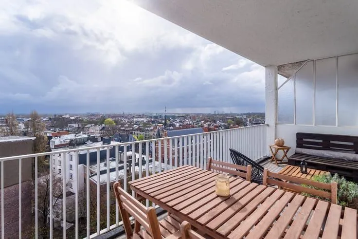Balcony - Apartment with Canal View in Antwerp