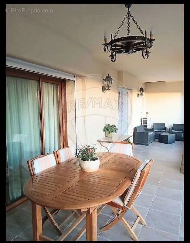 Terrass - Panoramic Villa in Coursegoules