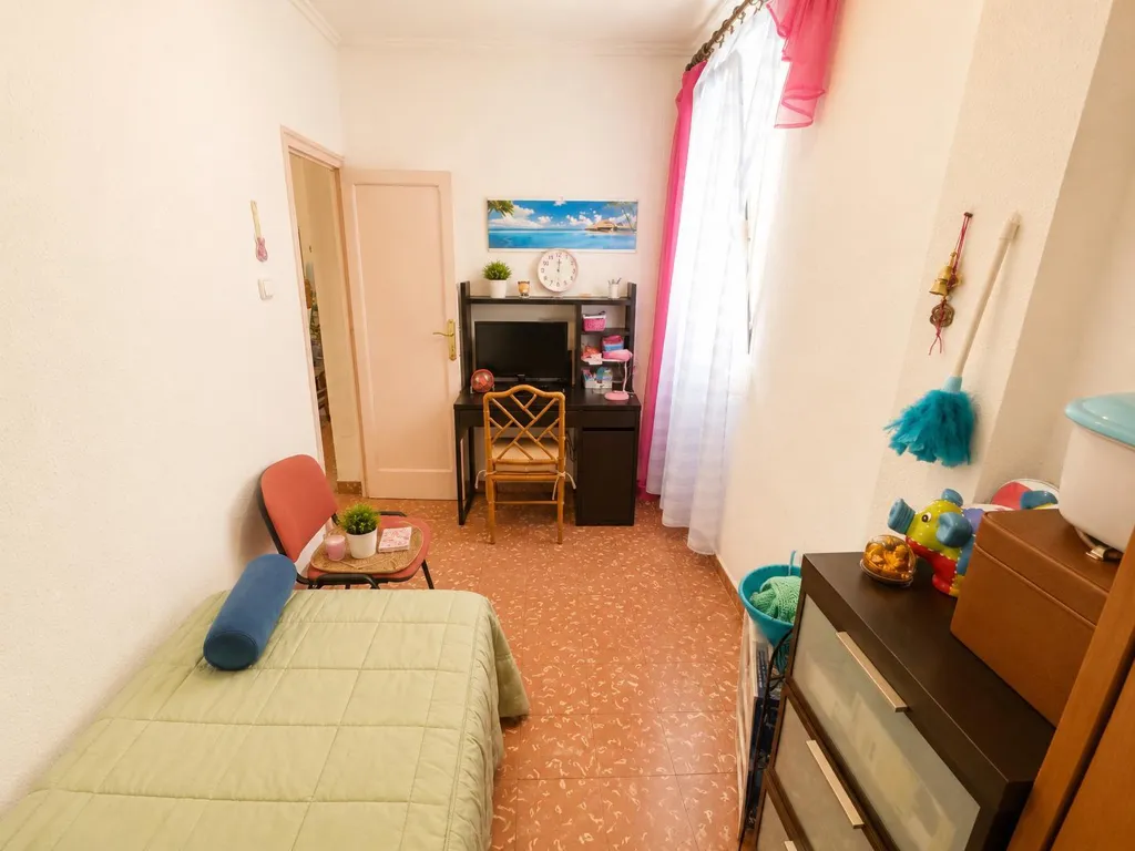 Camere da letto - Bright Apartment with Garden Views near Monastery