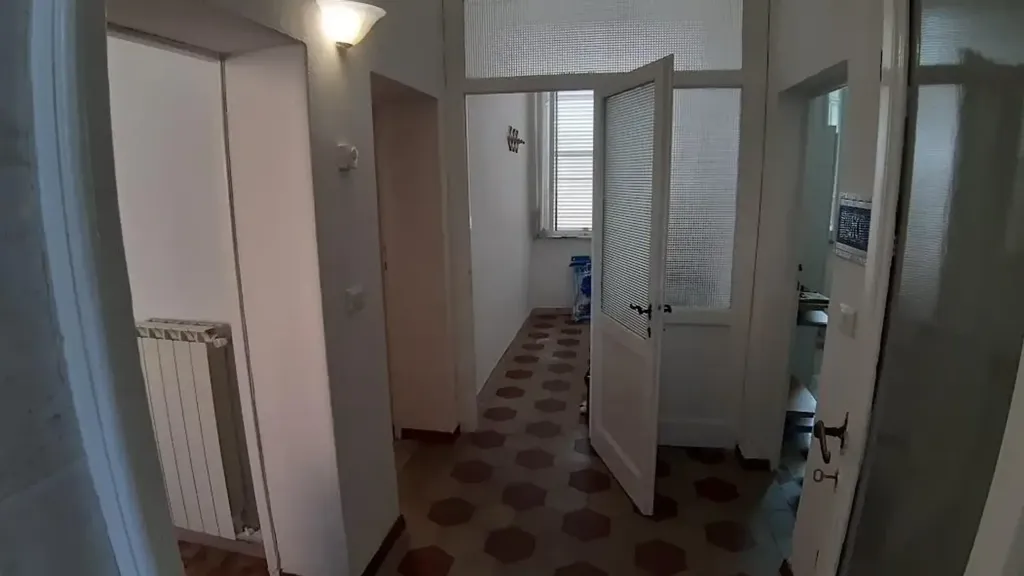 Entrée - Student Apartment with Garden in Pisa