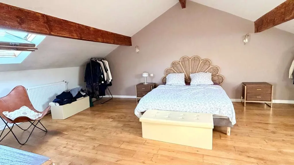 Bedrooms - Charming House with Garden in Colombes