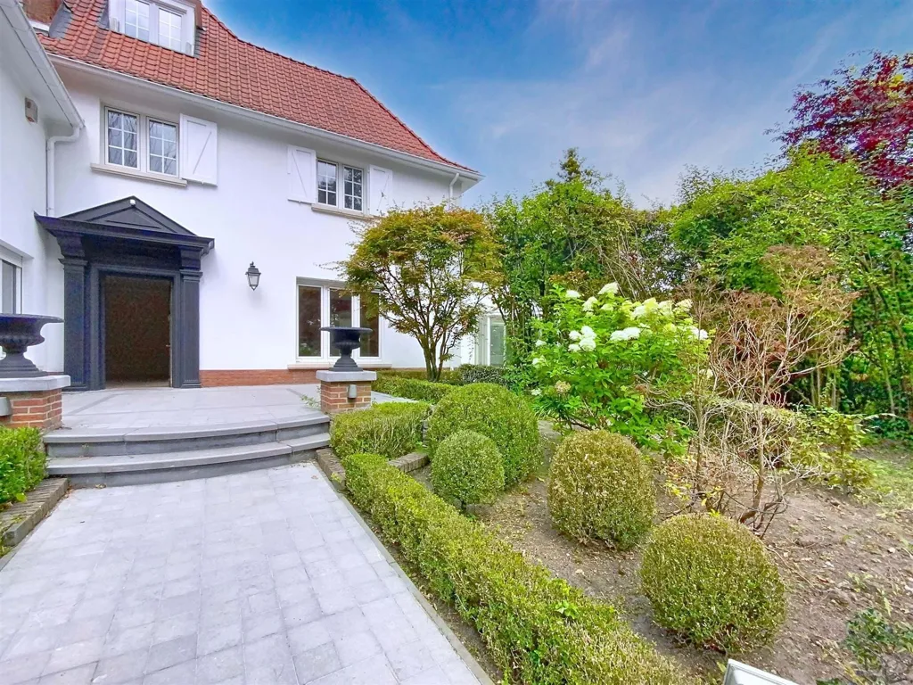 Välivaade - 6-Bedroom Villa with Pool in Uccle