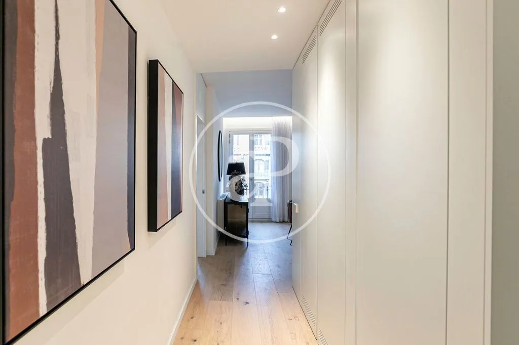 Ingresso - Luxury 2-Bedroom Apartment in Eixample, Barcelona