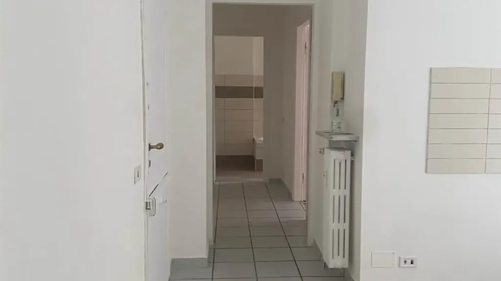Esik - Triplex with Balcony in Vigevano