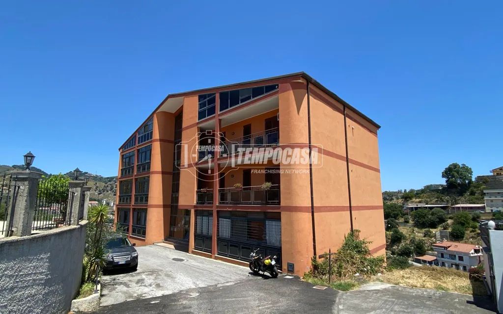 Extérieur - Ground Floor Apartment with Private Parking in Messina