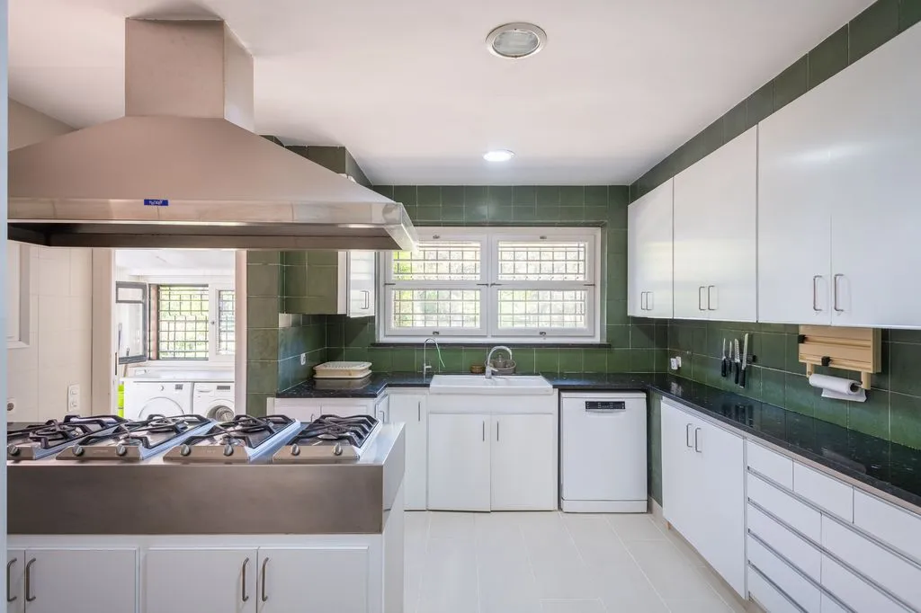 Cucina - Luxury House with Historic Tower in Mont-ras